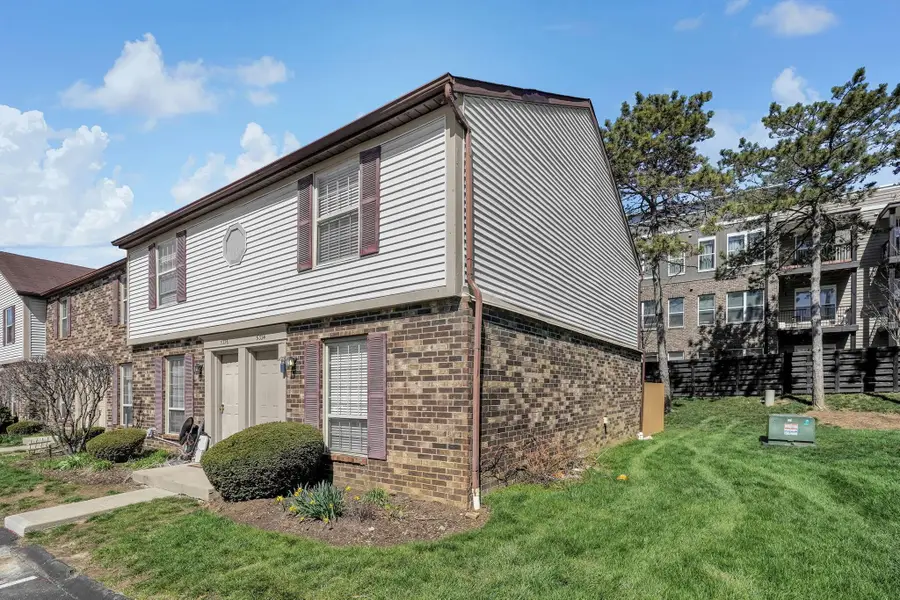 5334 Shiloh Drive, Columbus, OH 43220 - #3