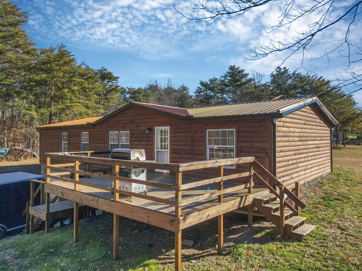 18670 Griffith Road, Logan, OH 43138 - #1