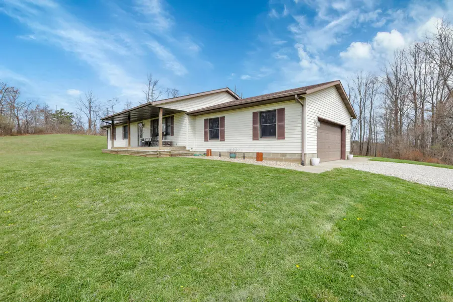 9100 State Route 664 N, Logan, OH 43138 - #3