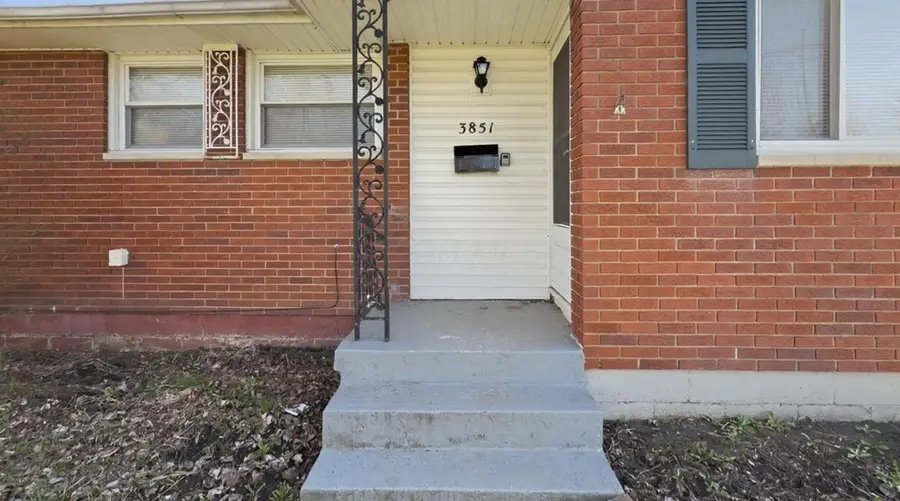 3851 Fairmoor Road, Columbus, OH 43228 - #2
