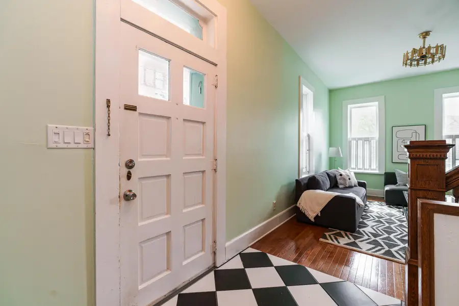 66 E Hubbard Avenue, Columbus, OH 43215 - #2