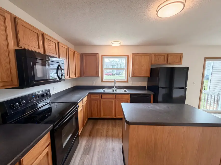 1000 Hidden Cove Way, Columbus, OH 43228 - #2