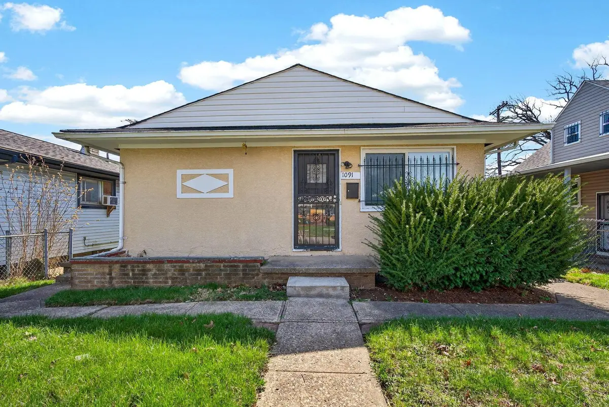 1089-1091 E 26th Avenue, Columbus, OH 43211 - #1