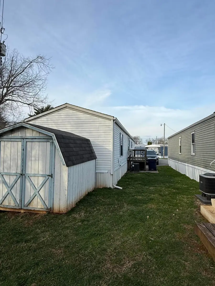 2288 W High, Newark, OH 43055 - #2