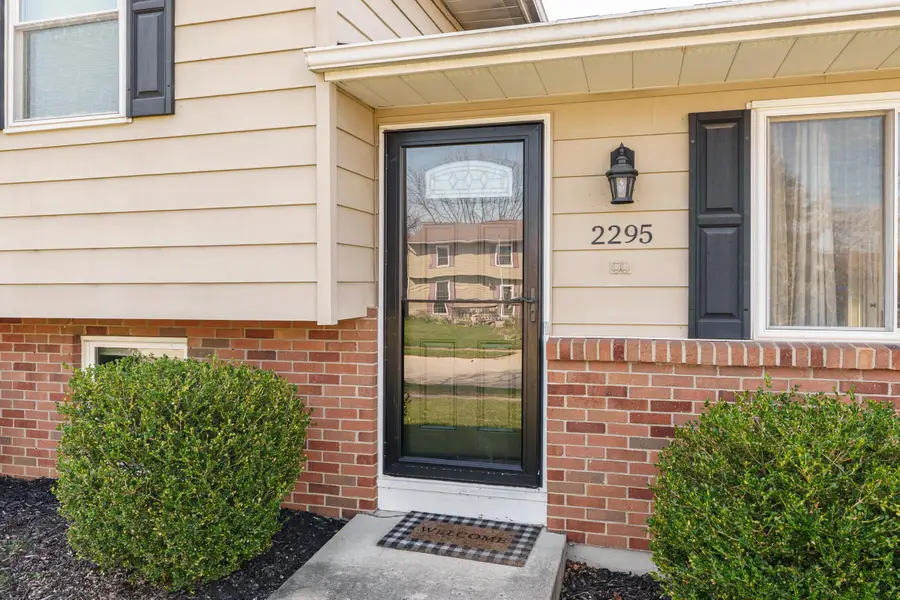 2295 Salem Avenue, Grove City, OH 43123 - #2