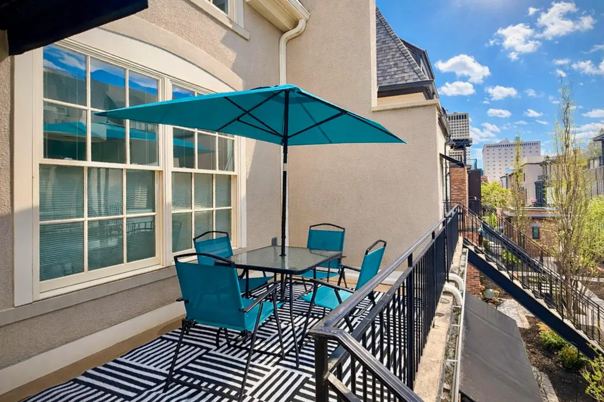 84 N 6th Street, Columbus, OH 43215 - #1