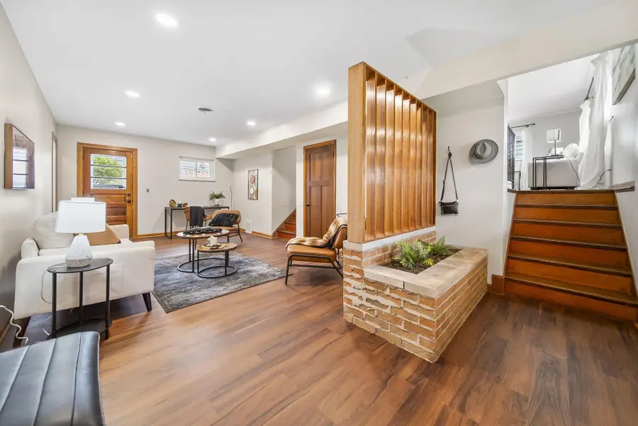 40 Chase Road, Columbus, OH 43214 - #3