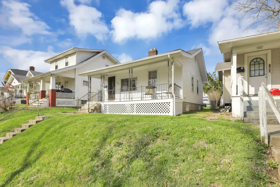 261 N Wheatland Avenue, Columbus, OH 43204 - #3