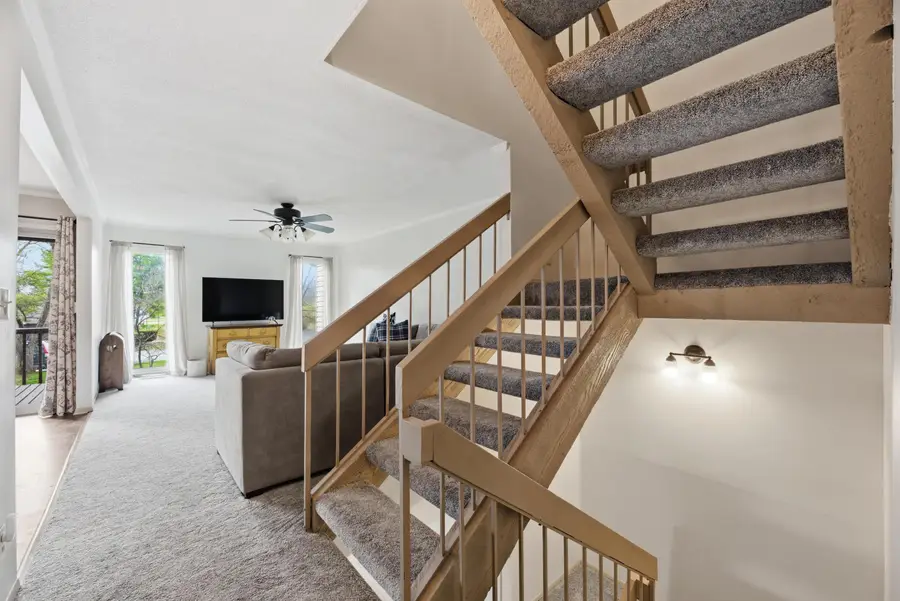 694 Tall Oaks Drive, Newark, OH 43055 - #2