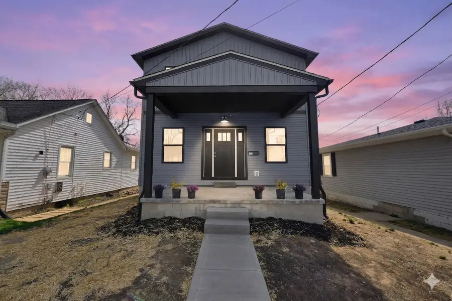 141 Hayward Avenue, Circleville, OH 43113 - #2