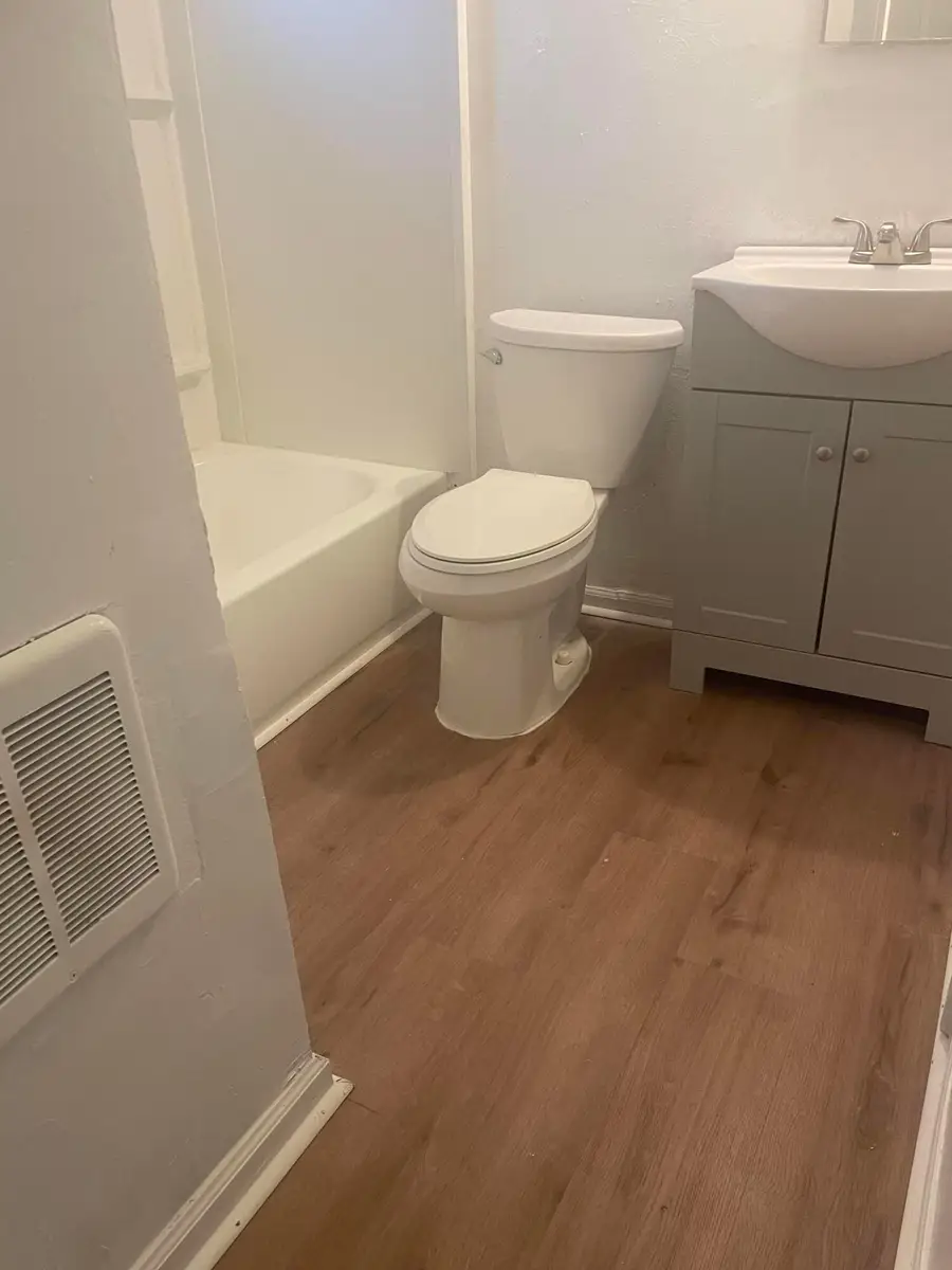 486 Hanley Street, Columbus, OH 43203 - #3