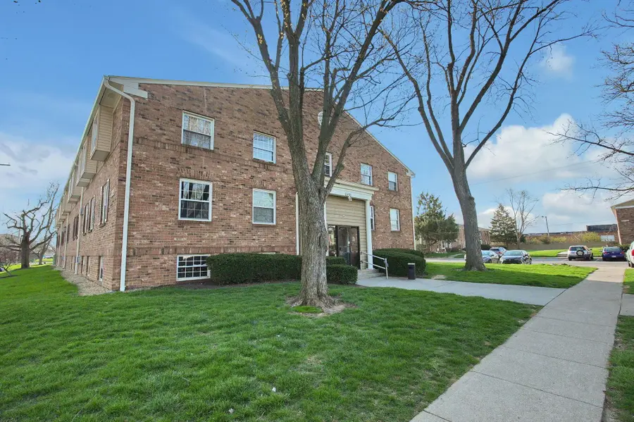 4696 Tarryton Court S, Columbus, OH 43228 - #2