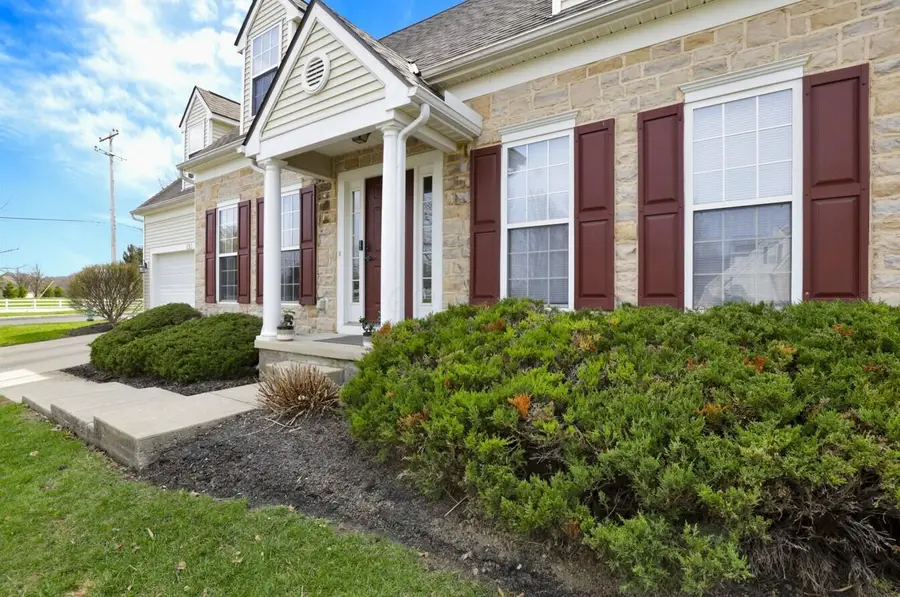 17 Fawn Meadow Court, Powell, OH 43065 - #3