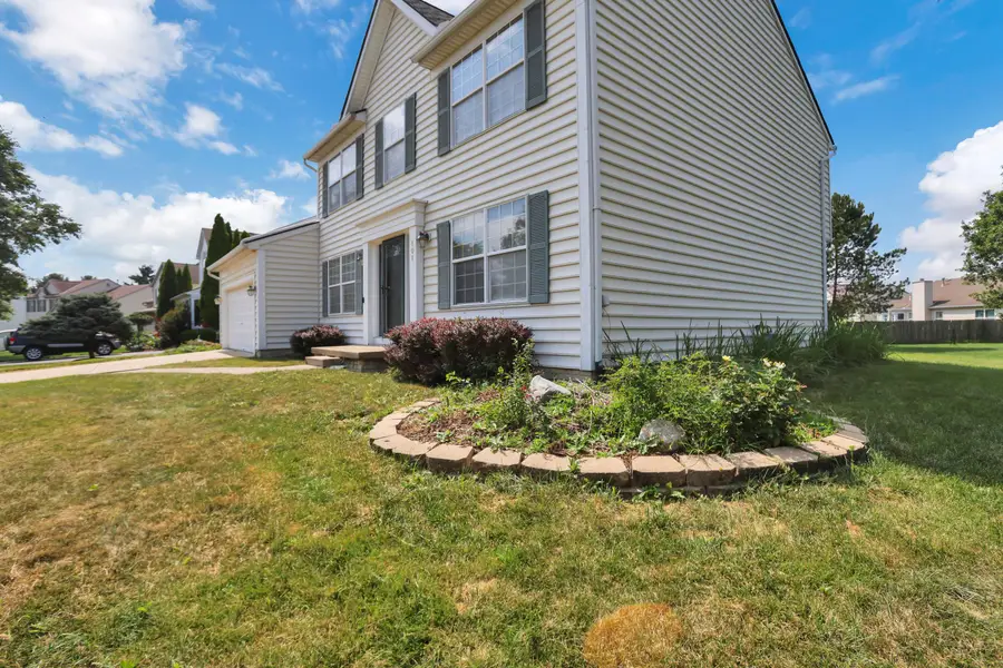 101 Barry Knoll Drive, Pataskala, OH 43062 - #3