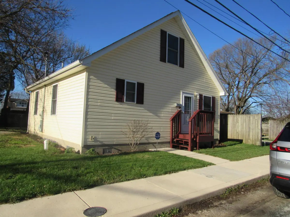 153 E Water Street, Circleville, OH 43113 - #1