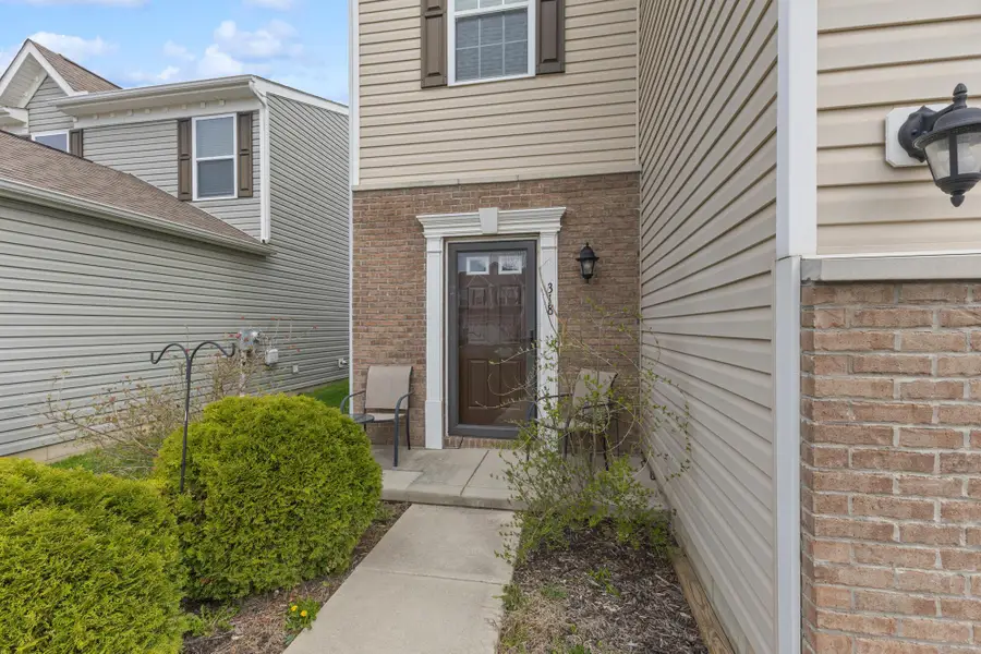 318 Kear Street, Lockbourne, OH 43137 - #2