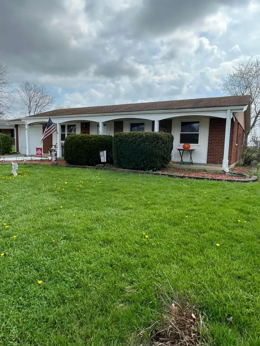 2040 Chippewa Drive, Circleville, OH 43113 - #2