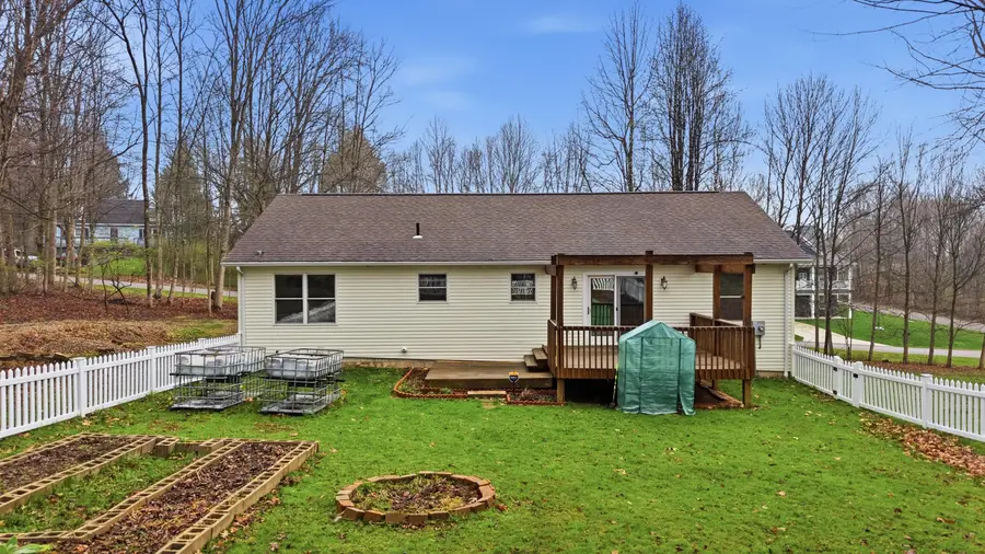 865 Terrace View Drive, Howard, OH 43028 - #3