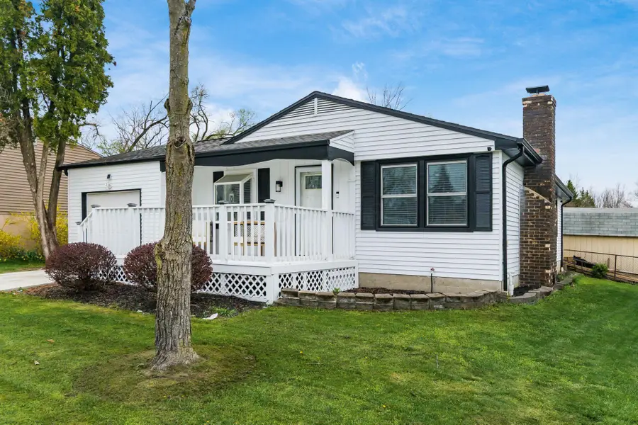 2562 Red Rock Boulevard, Grove City, OH 43123 - #2