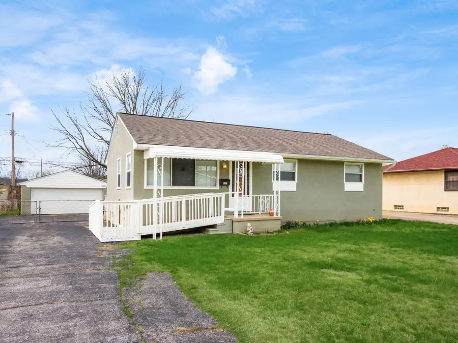 495 Lennox Avenue, Columbus, OH 43228 - #2