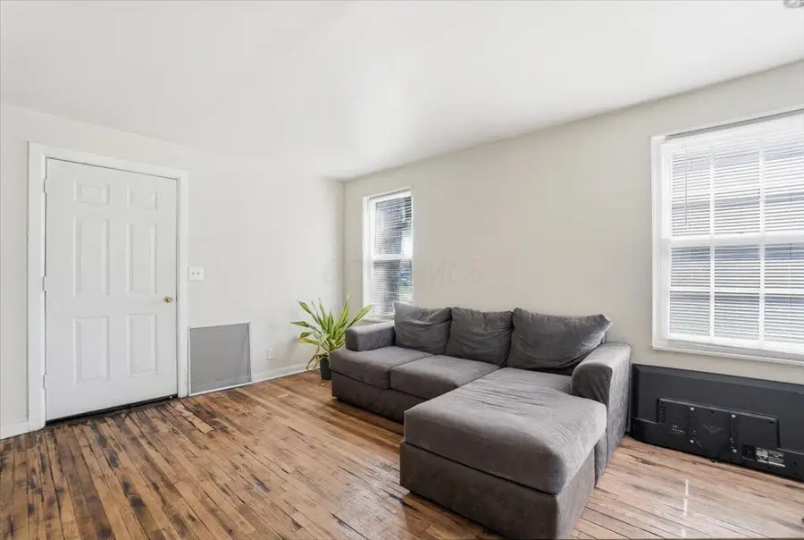 1037-1039 S James Road, Columbus, OH 43227 - #2