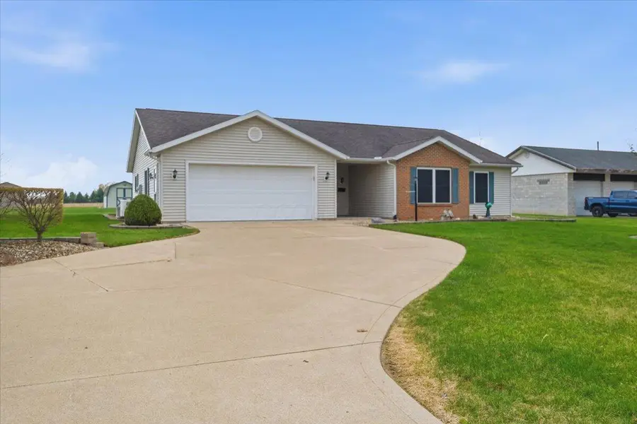 1331 E Beal Avenue, Bucyrus, OH 44820 - #3