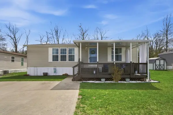 1100 Thornwood Drive Sw, Heath, OH 43056