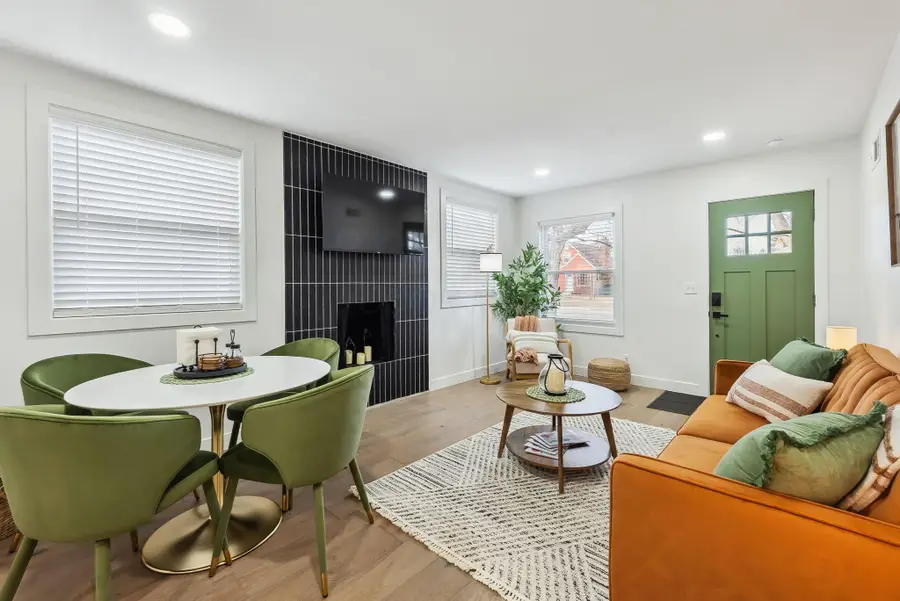 547 Chase Road, Columbus, OH 43214 - #3