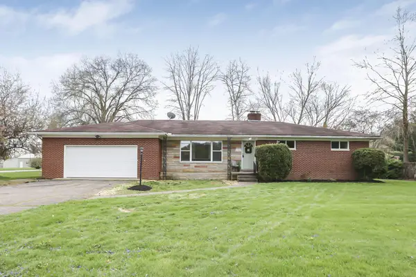 2425 Blue Valley Road Se, Lancaster, OH 43130