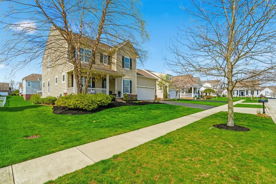 1443 Ironwood Drive, Grove City, OH 43123 - #2