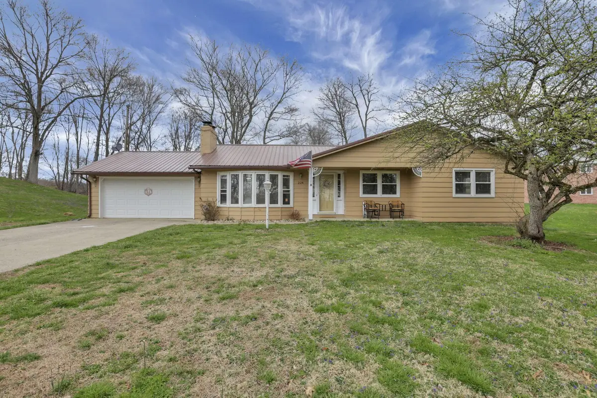 224 Brentwood Drive Ne, Newark, OH 43055 - #1