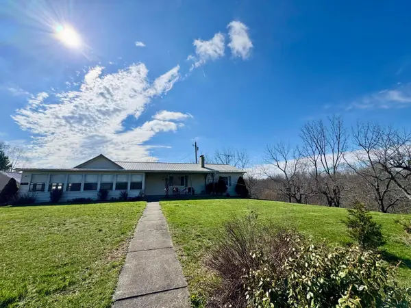 7899 Township Road 390, Corning, OH 43730