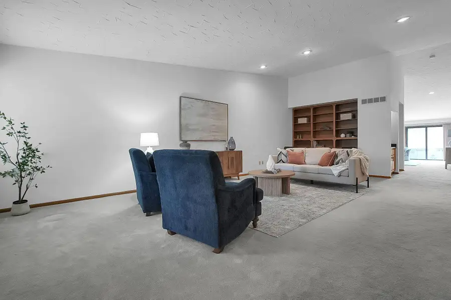 3309 Mansion Way, Columbus, OH 43221 - #3