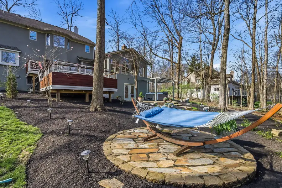 595 Woods Hollow Lane, Powell, OH 43065 - #2