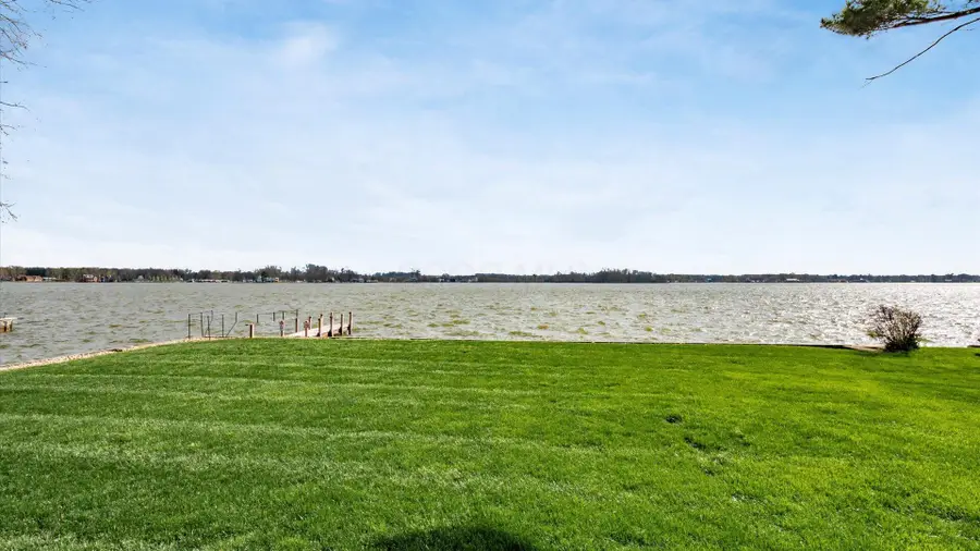 385 Lakeshore Drive W, Hebron, OH 43025 - #3