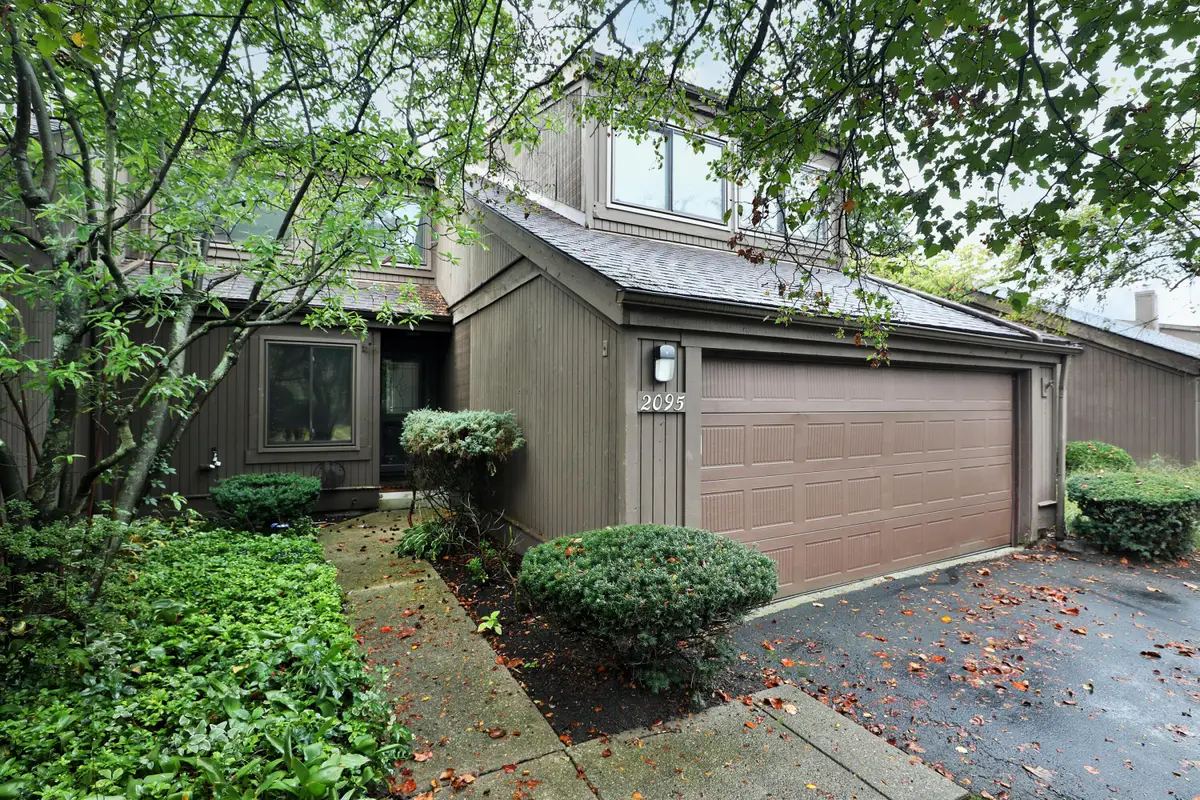 2095 Willowick Drive, Columbus, OH 43229 - #1