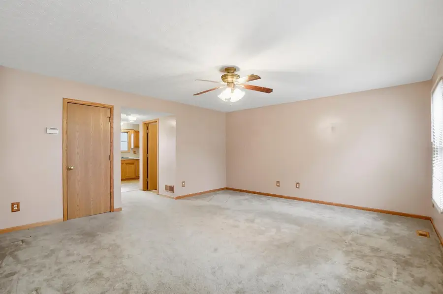 376 Galloway Ridge Drive, Galloway, OH 43119 - #3