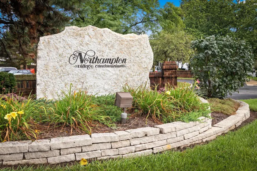 1490 Slade Avenue, Columbus, OH 43235 - #2