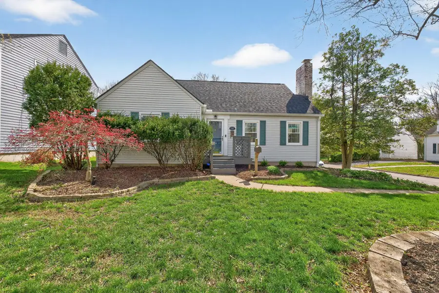 205 W Henderson Road, Columbus, OH 43214 - #2