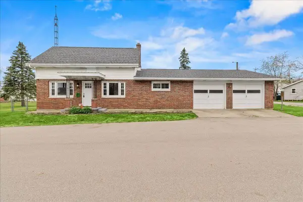 371 W Lynn Street, Saint Paris, OH 43072