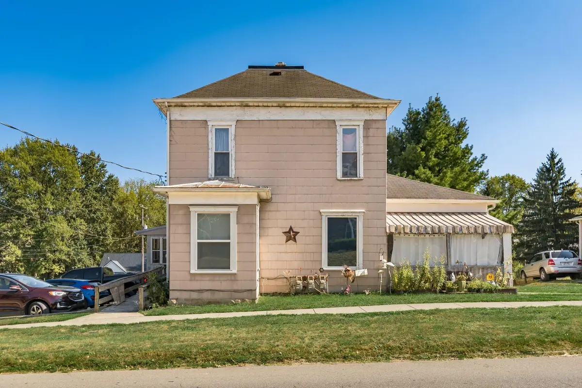 119 E Main Street, Centerburg, OH 43011 - #1