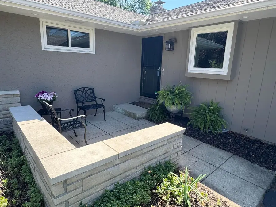 1815 Merriweather Drive, Columbus, OH 43221 - #2