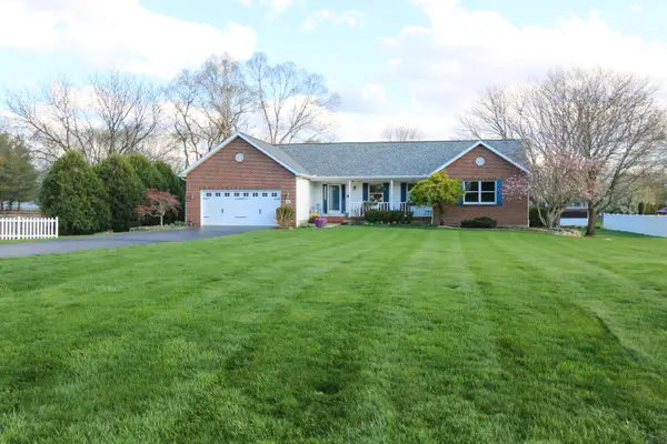 20 Jeremy Court, Pataskala, OH 43062