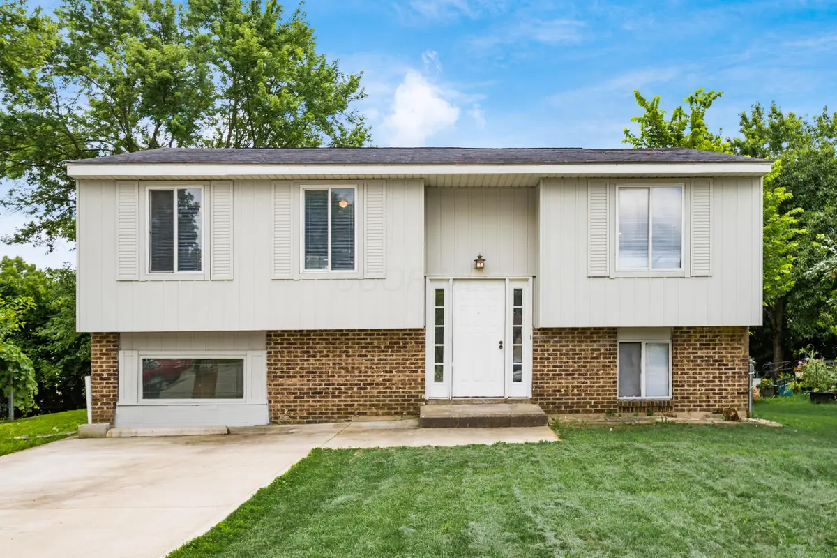2621 Ipswick Circle, Columbus, OH 43224 - #1