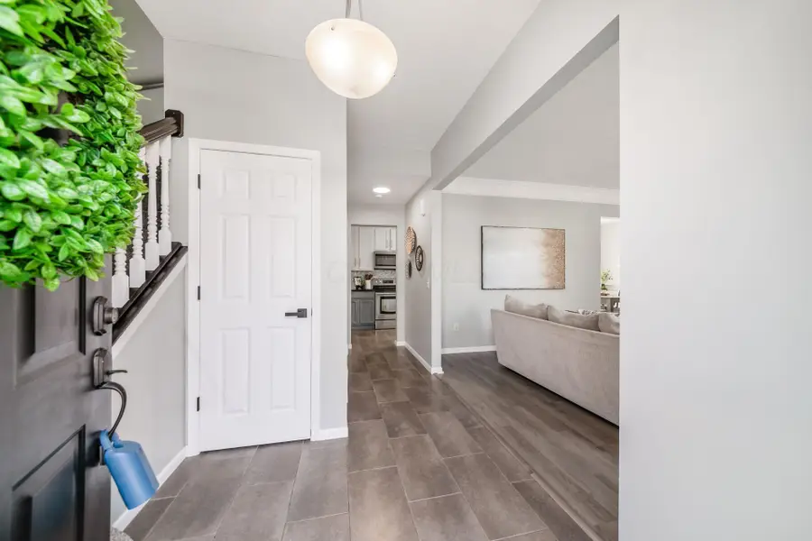 7241 Normanton Drive, New Albany, OH 43054 - #2