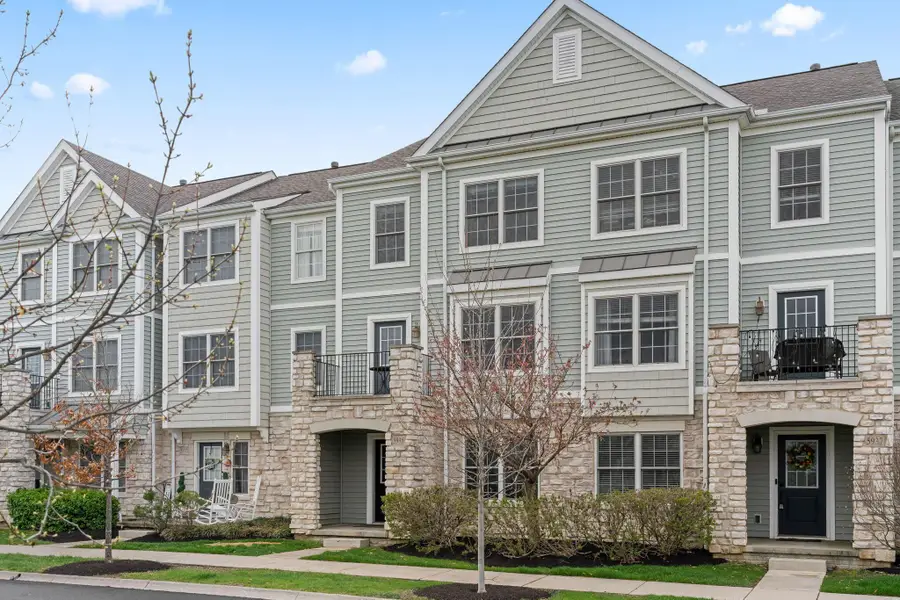 5935 Canyon Creek Drive, Dublin, OH 43016 - #2