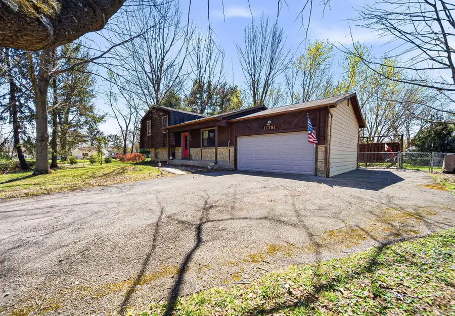 11781 Covington Court Nw, Pickerington, OH 43147 - #3