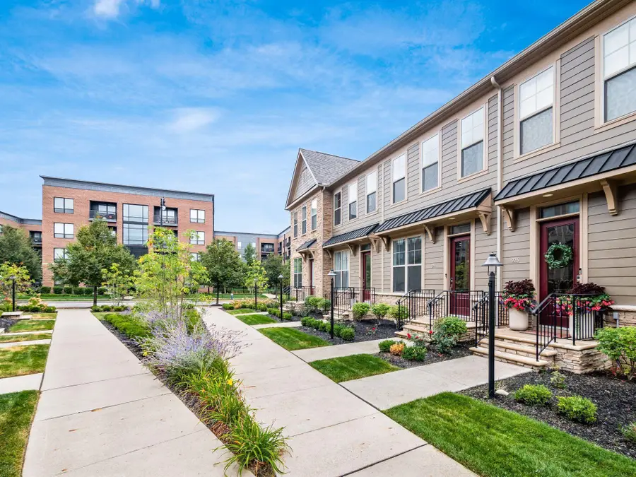 924 Pullman Place, Columbus, OH 43212 - #2