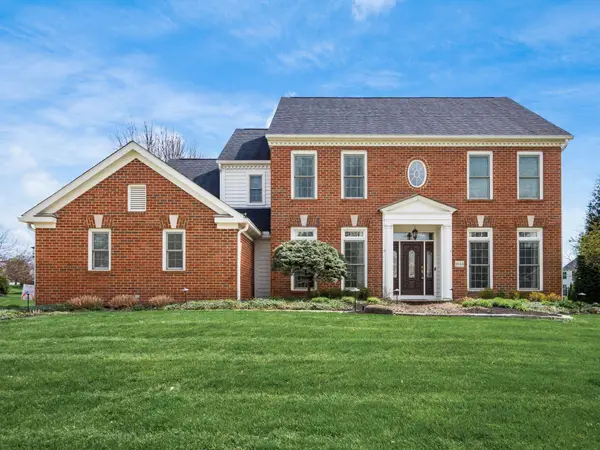 8844 Larchmont Court, Pickerington, OH 43147