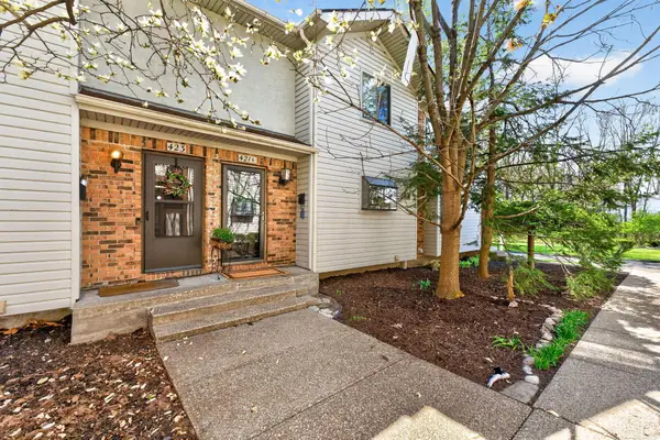 421A E North Street, Worthington, OH 43085